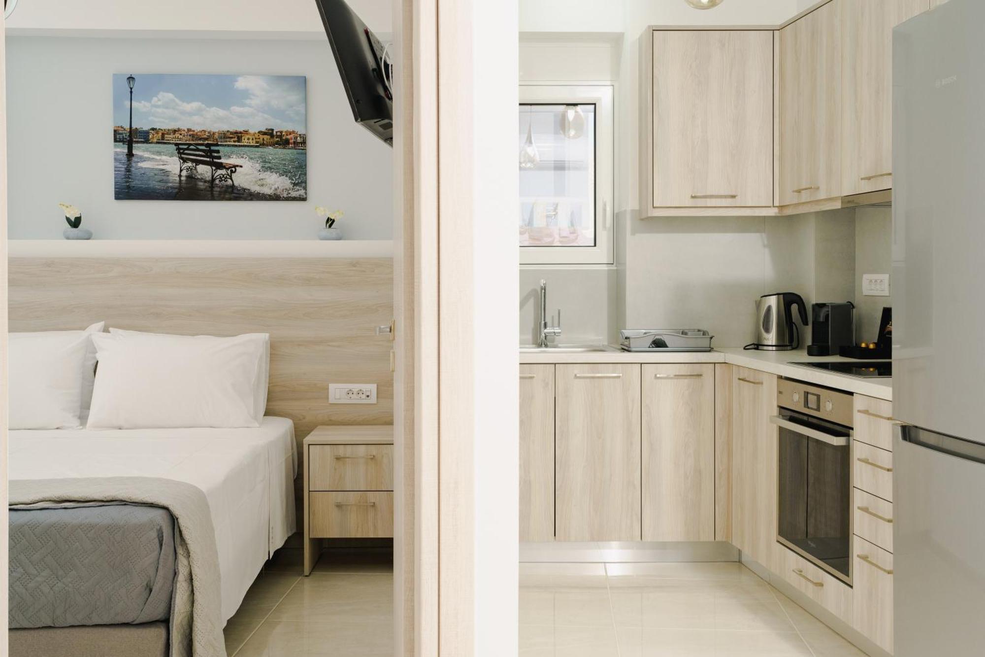 Edel Luxury Apartments Chania  Buitenkant foto